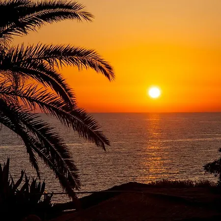 Oda ve Kahvaltı Ritual Sunset Lover