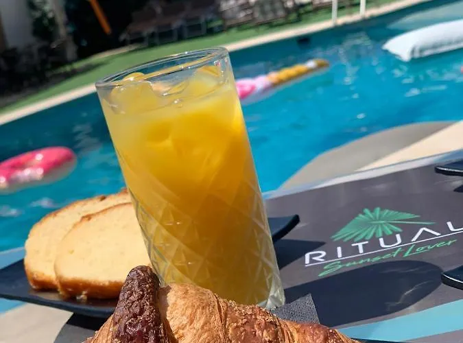 Ritual Sunset Lover Bed and Breakfast