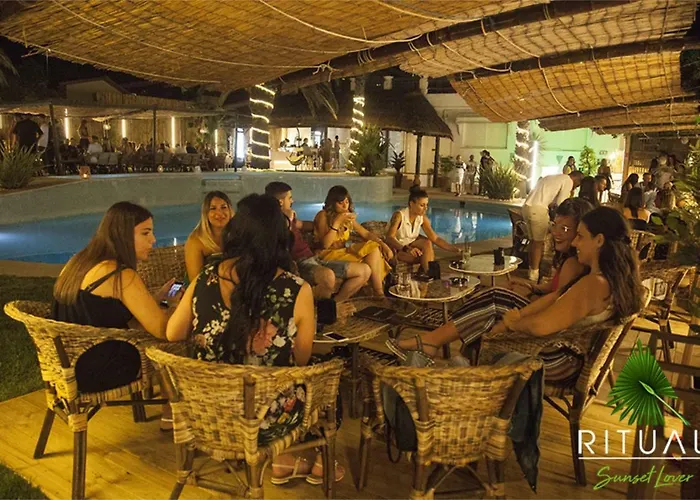 Ritual Sunset Lover Bed and Breakfast