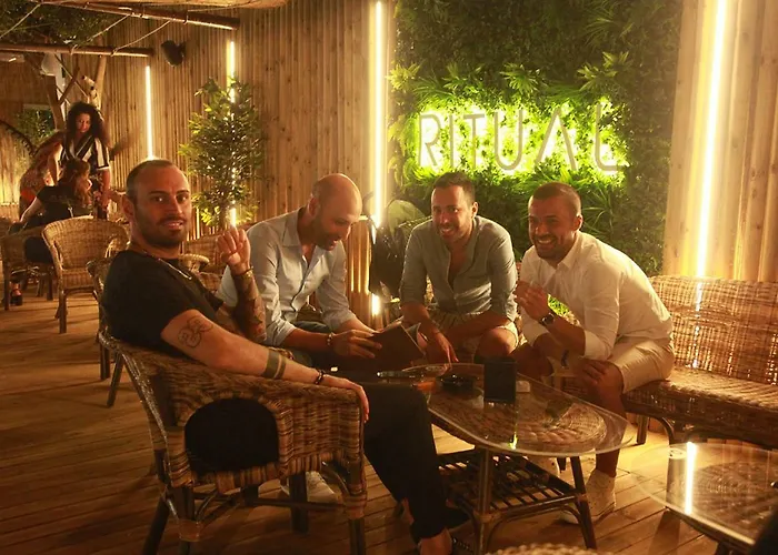 Ritual Sunset Lover Bed and Breakfast 2*